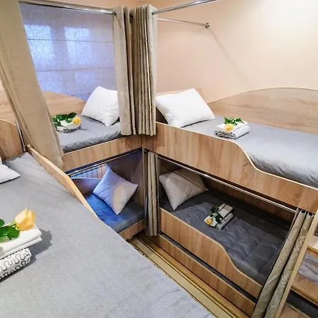 Hostel Хостел У Вокзала *